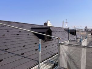 富山市で屋根リフォームを考えるタイミング｜雨漏りや風による傷みのサインをわかりやすく解説